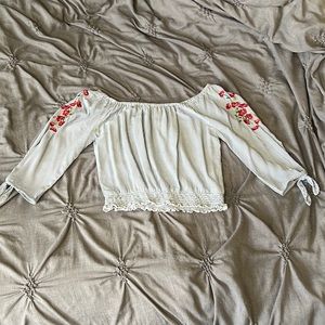 Hollister elastic scrunch floral top!